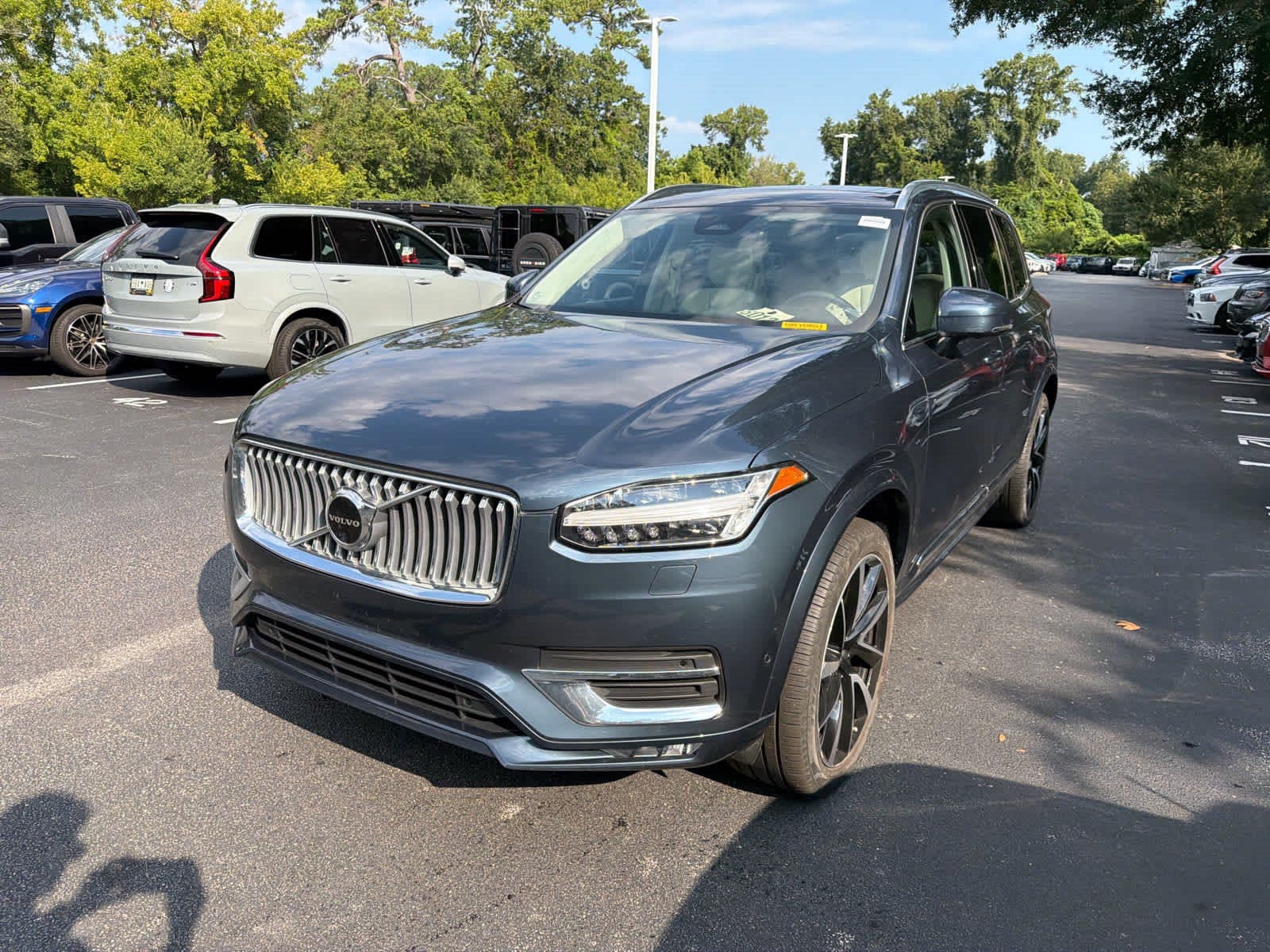 Volvo XC90 Plus
