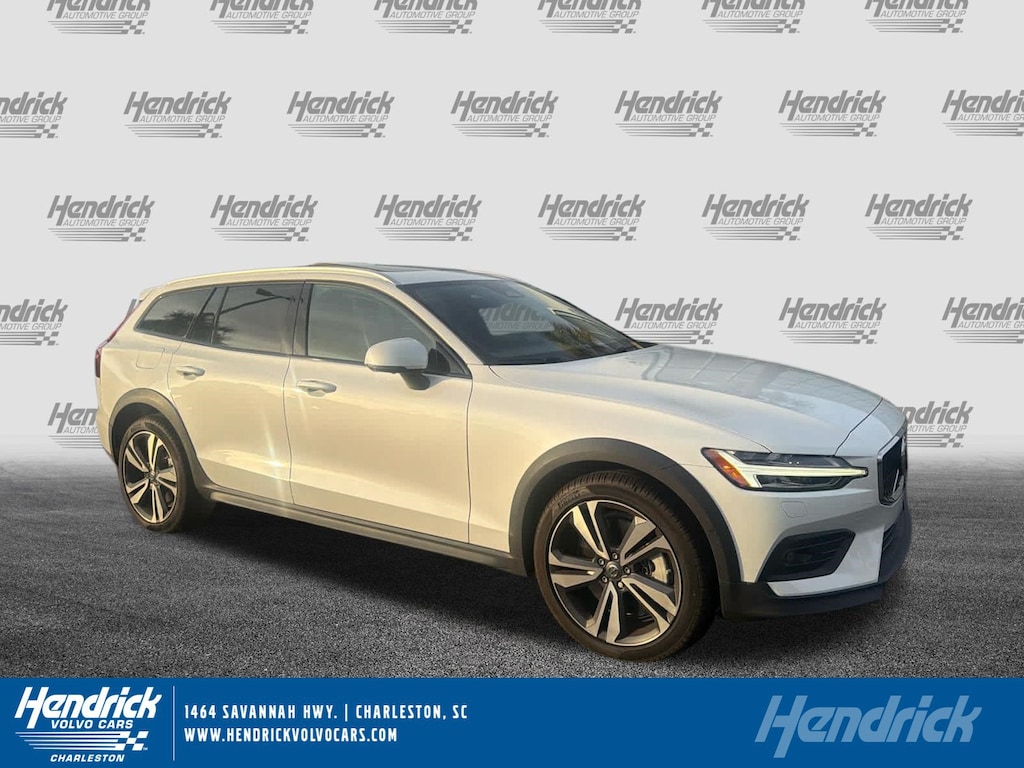 Used 2024 Volvo V60 Cross Country Plus Wagon