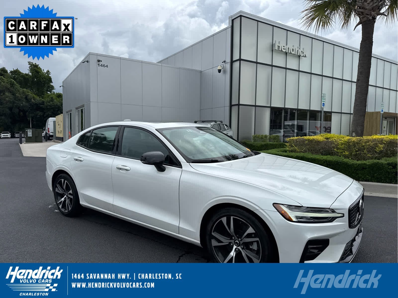 2024 Volvo S60's photo