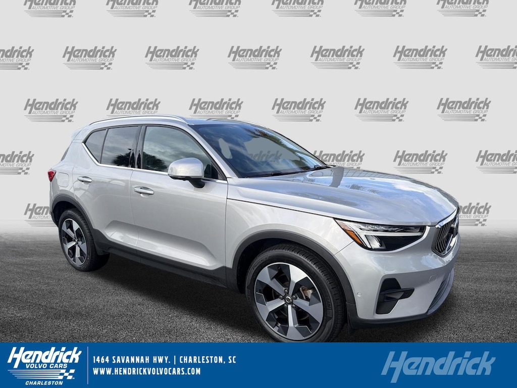 Certified 2023 Volvo XC40 Plus Bright Theme SUV