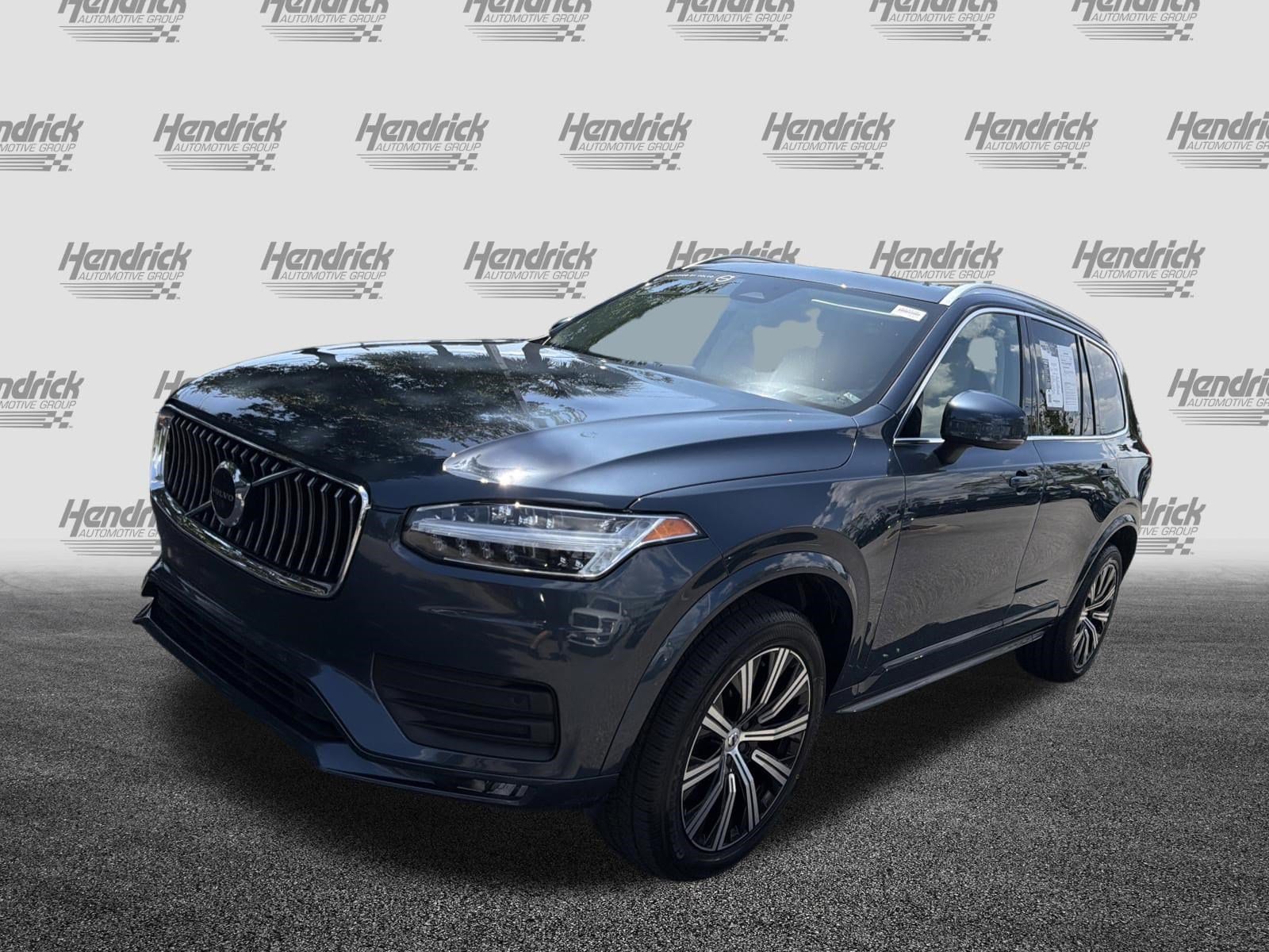 2023 Volvo XC90 Core photo 4