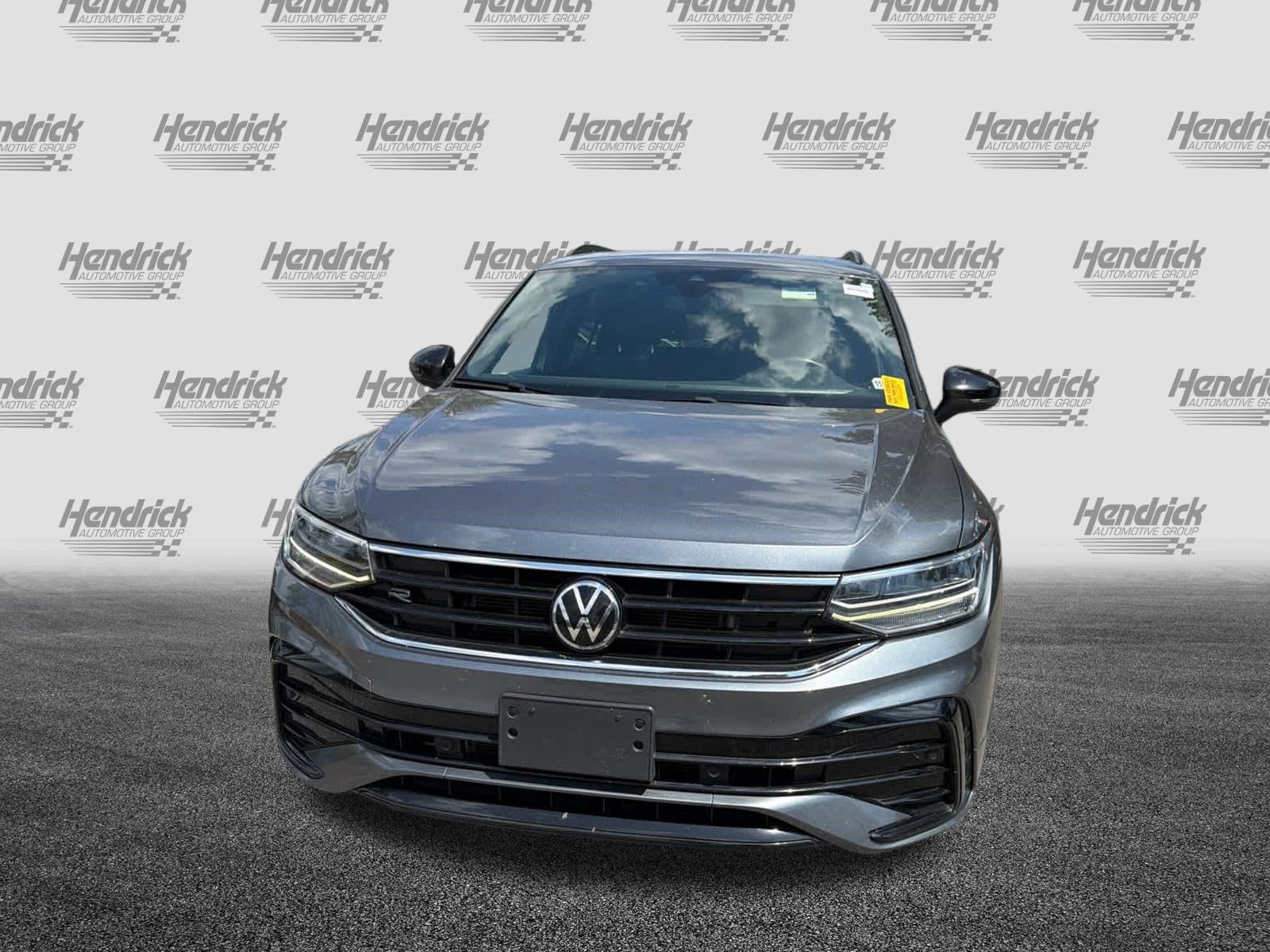2022 Volkswagen Tiguan SE R-Line Black 4MOTION photo 4