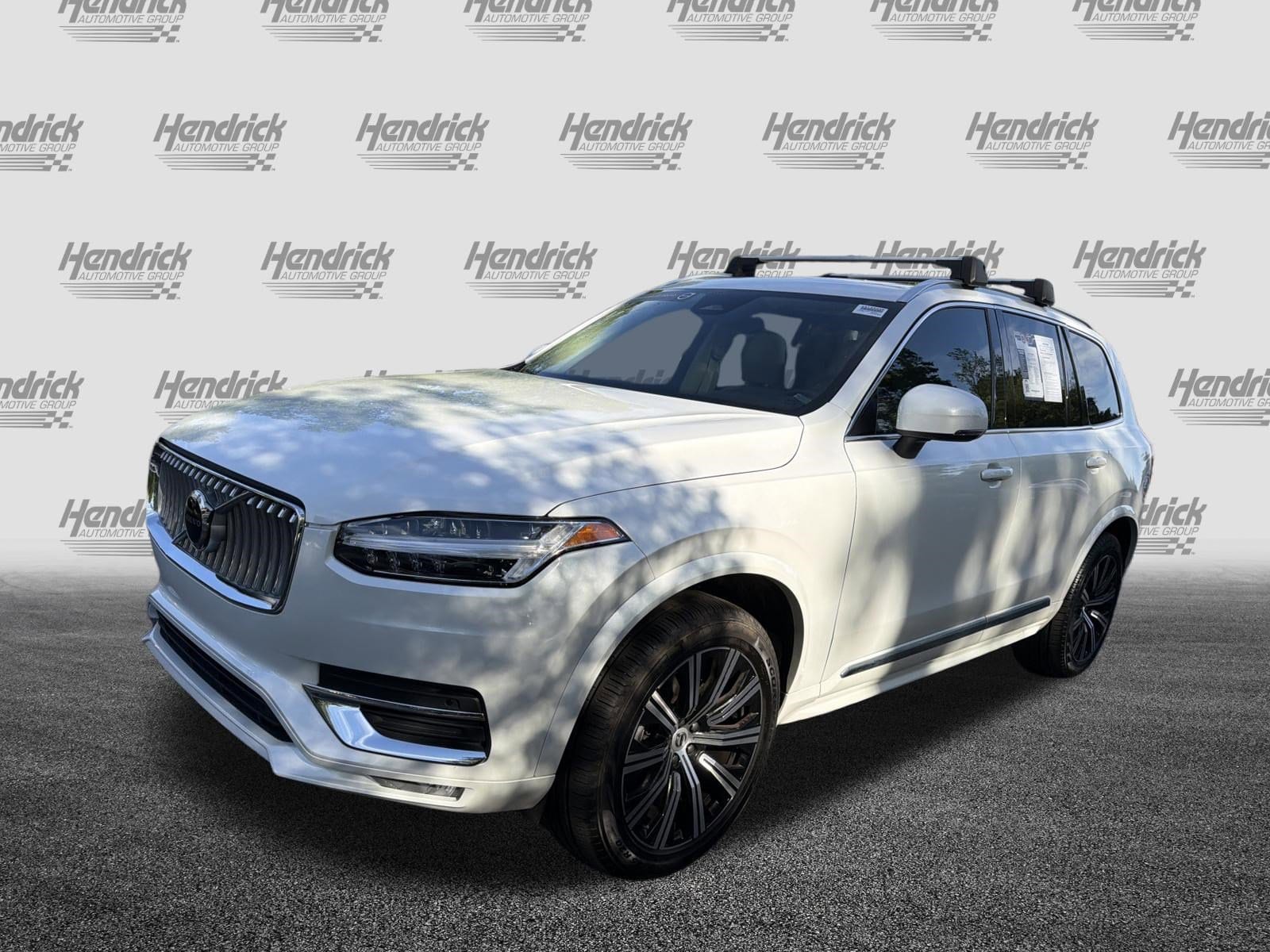 2025 Volvo XC90 Core photo 6