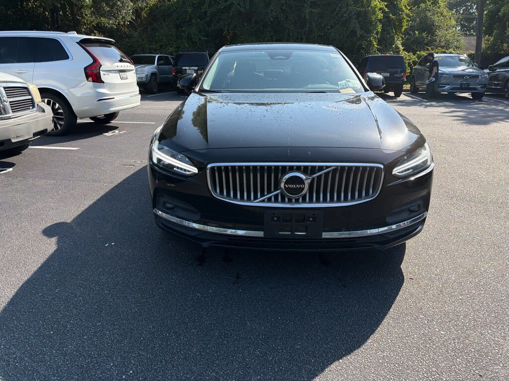 Used 2023 Volvo S90 Plus Sedan