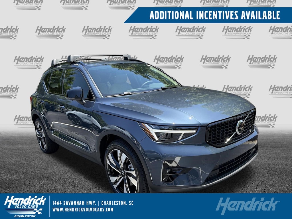 New 2026 Volvo XC40 B5 Plus SUV