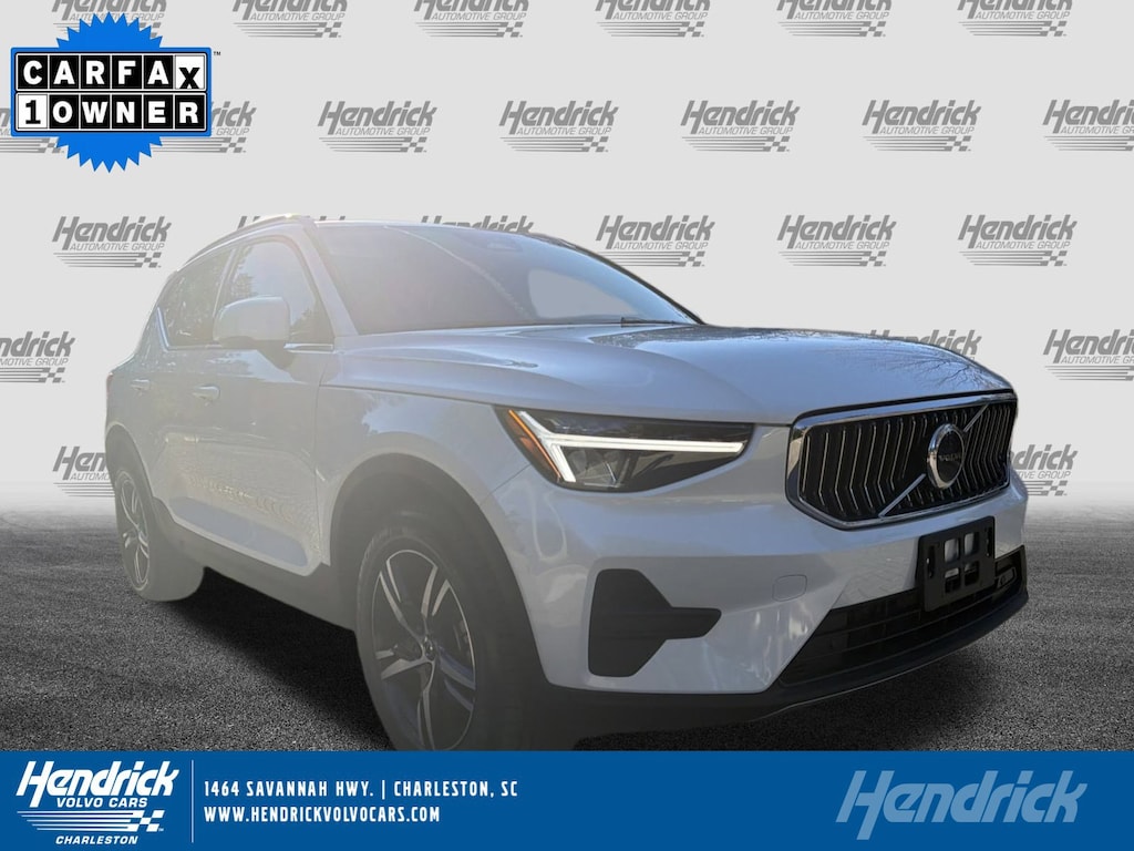 Certified 2025 Volvo XC40 Core Bright Theme SUV