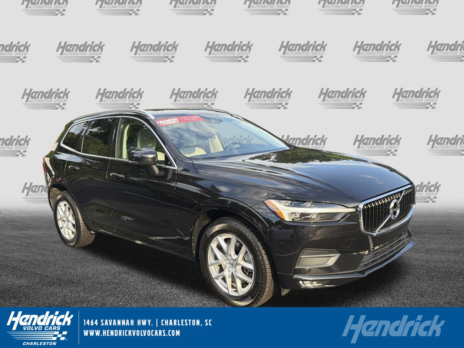 2021 Volvo XC60 T6 Momentum AWD's photo