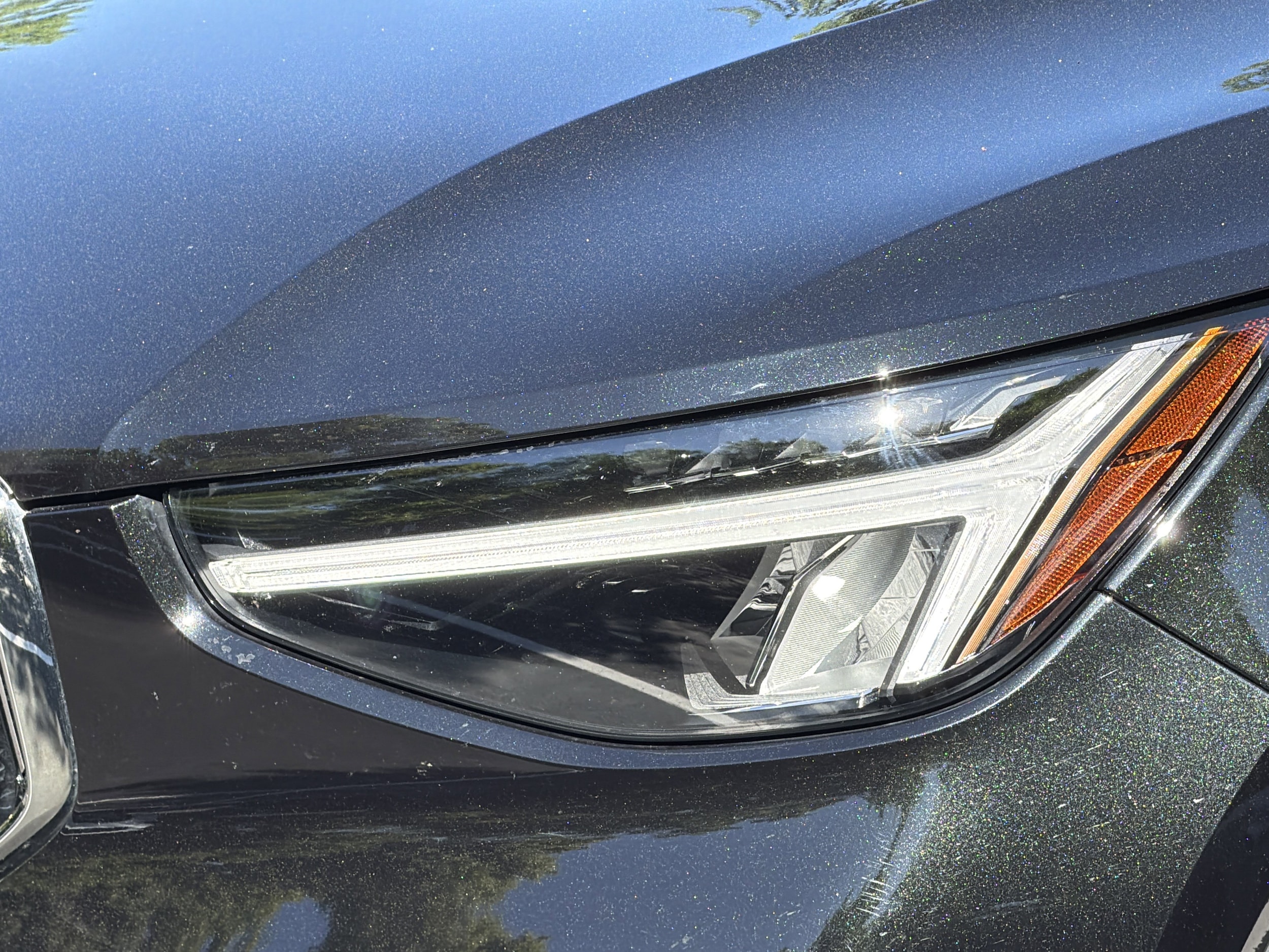 2023 Volvo XC40 Plus Bright Theme photo 4