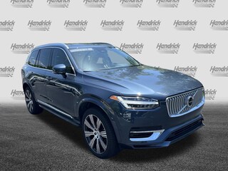 2025 Volvo XC90 Plug-In Hybrid Plus SUV