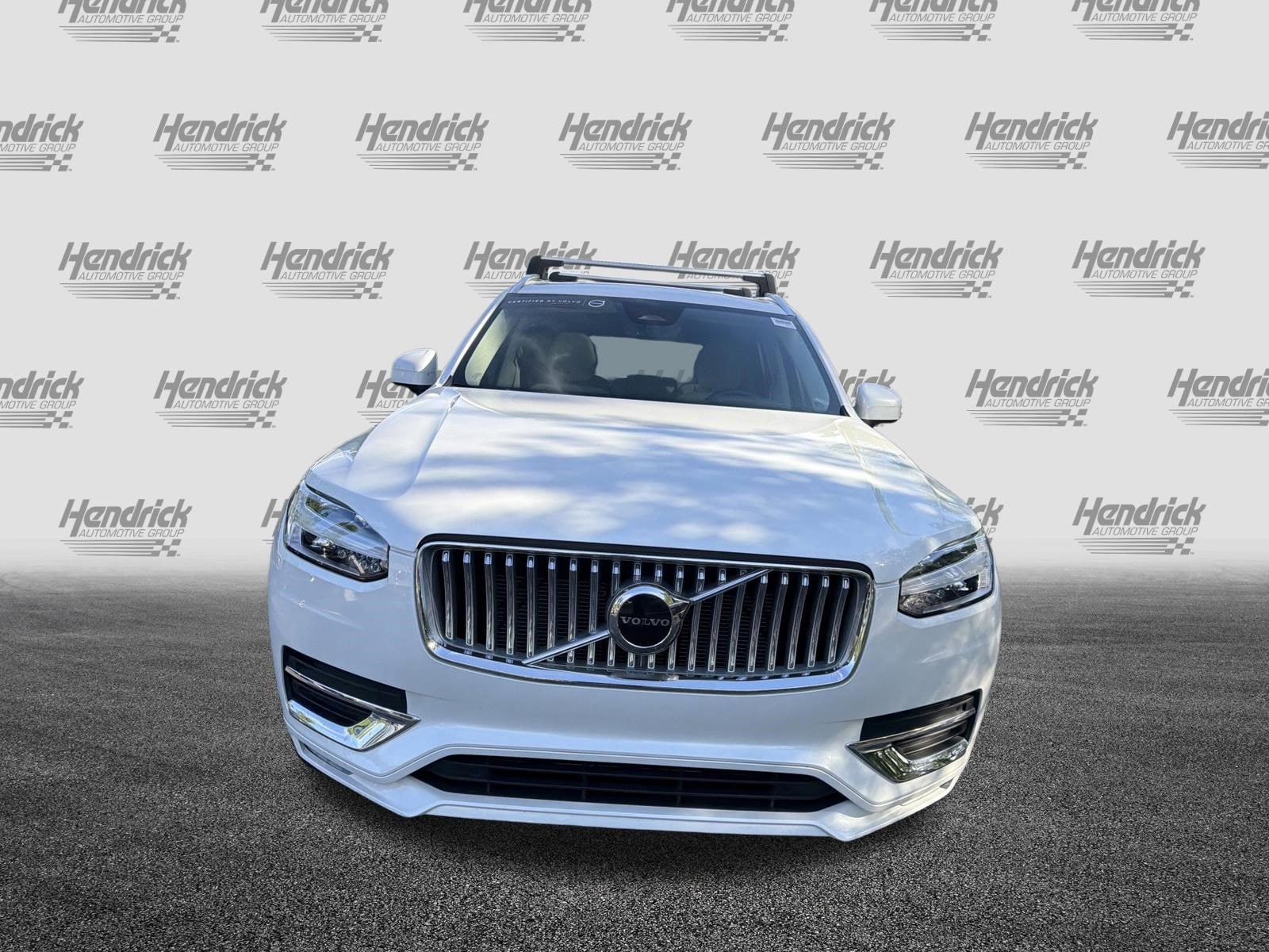 2025 Volvo XC90 Core photo 2