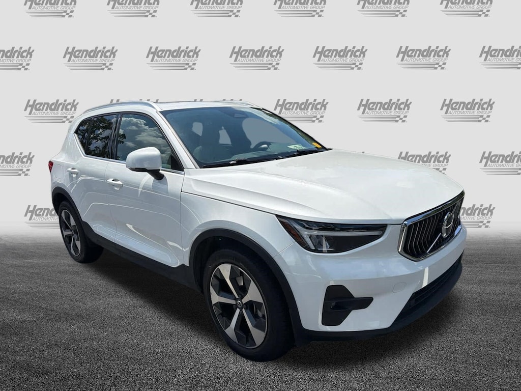 Used 2023 Volvo XC40 Plus Bright Theme SUV