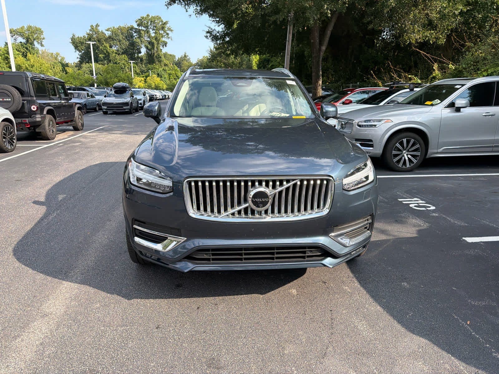Volvo XC90 Plus