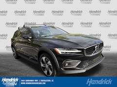2026 Volvo V60 Cross Country B5 Plus AWD Wagon