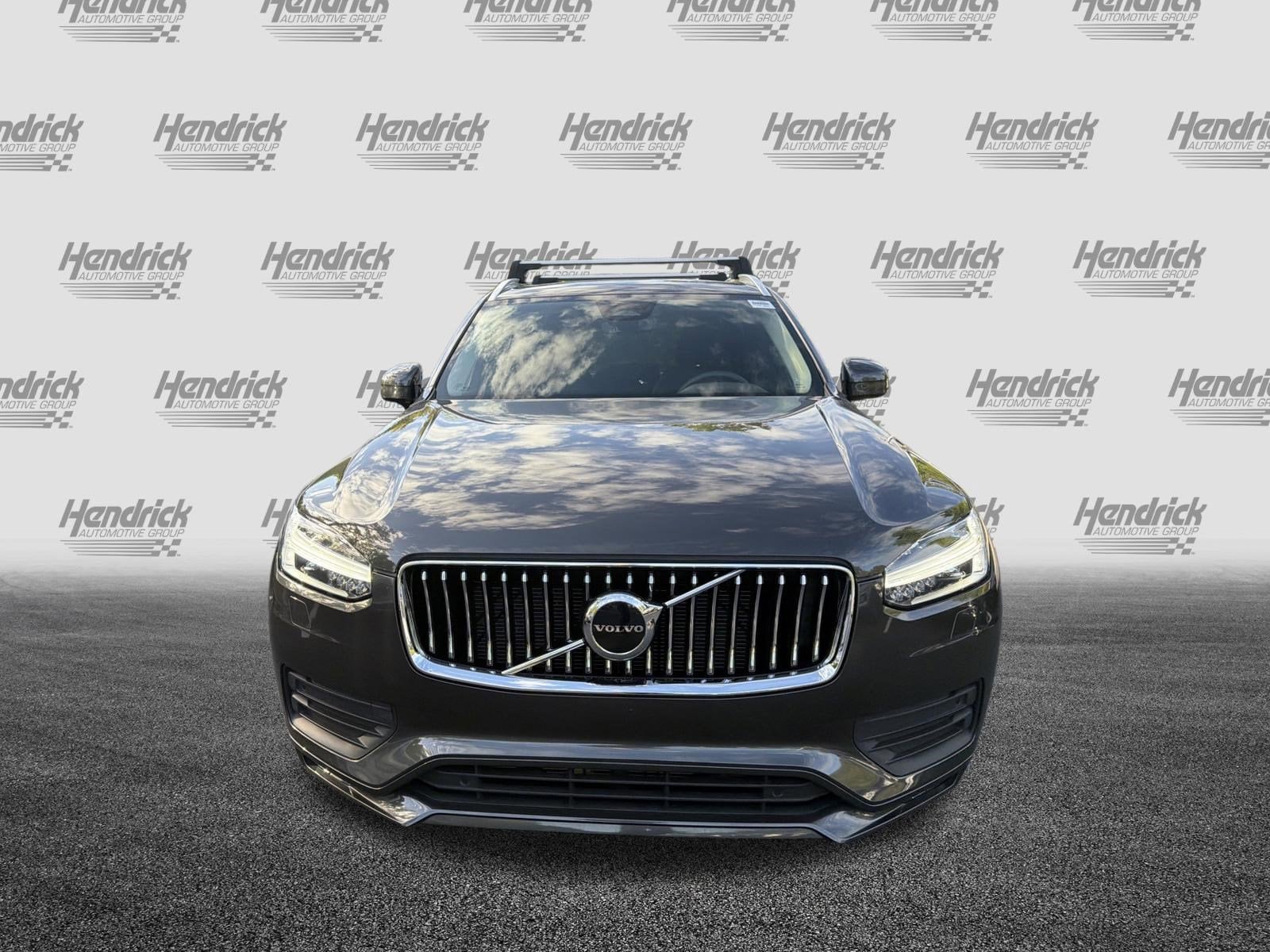 2023 Volvo XC90 Core photo 2