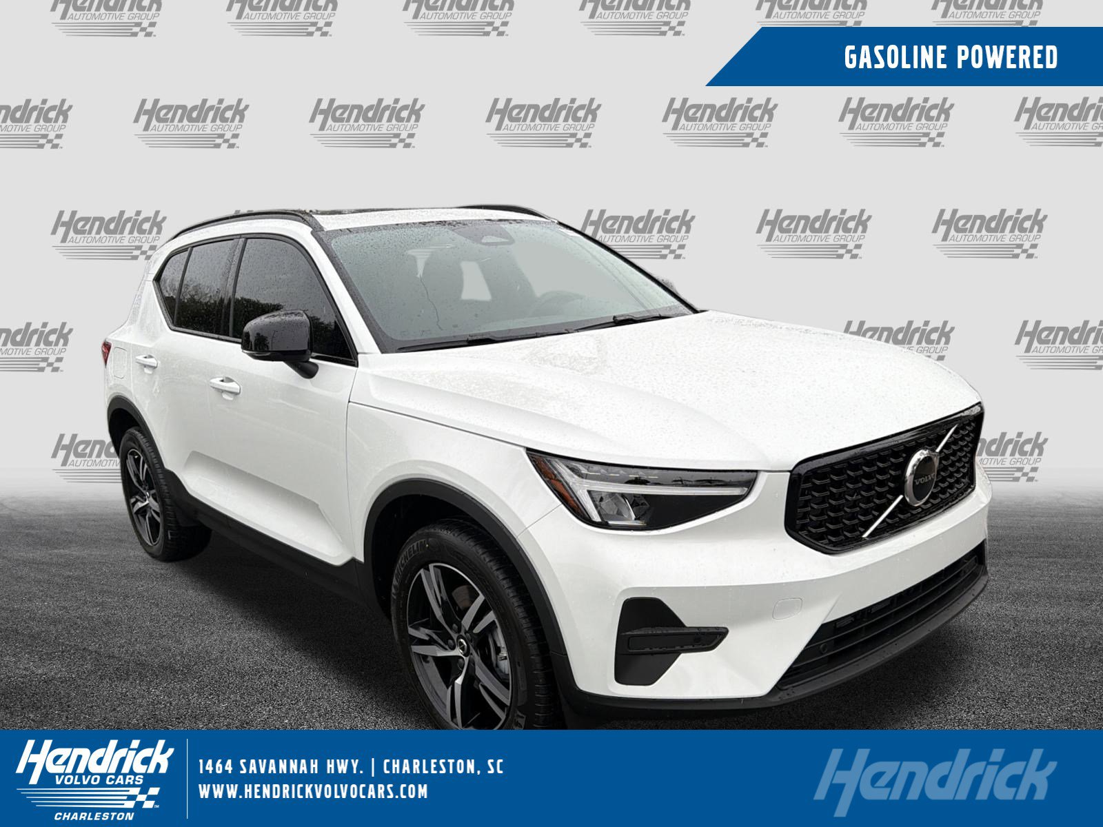 2026 Volvo XC40 SUV 