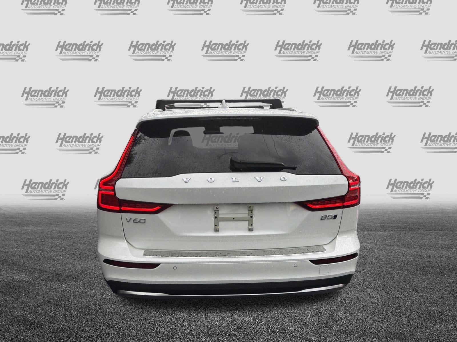 Volvo V60 Cross Country B5 Ultra