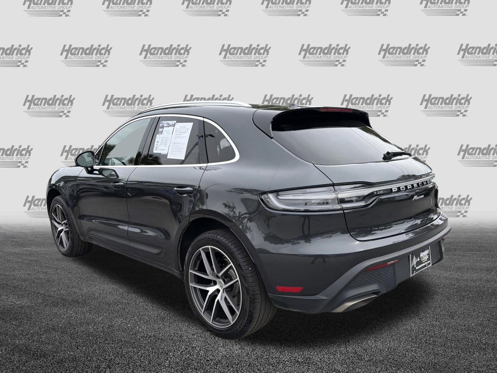 2022 Porsche Macan photo 6