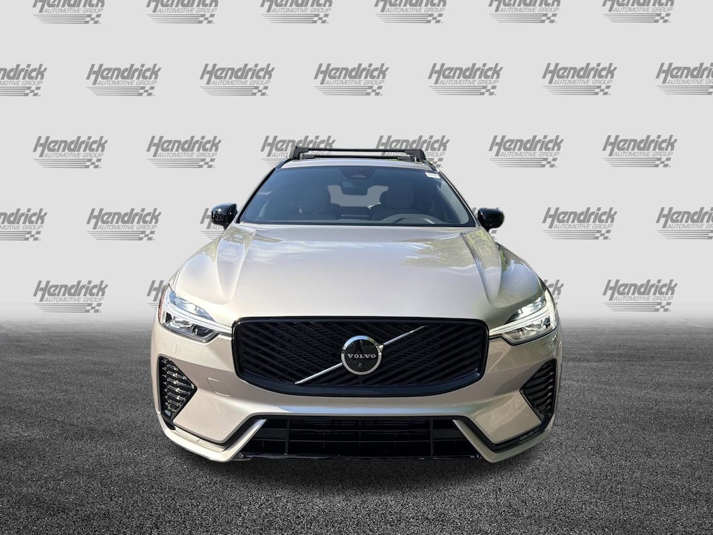 New 2026 Volvo XC60 B5 Plus SUV