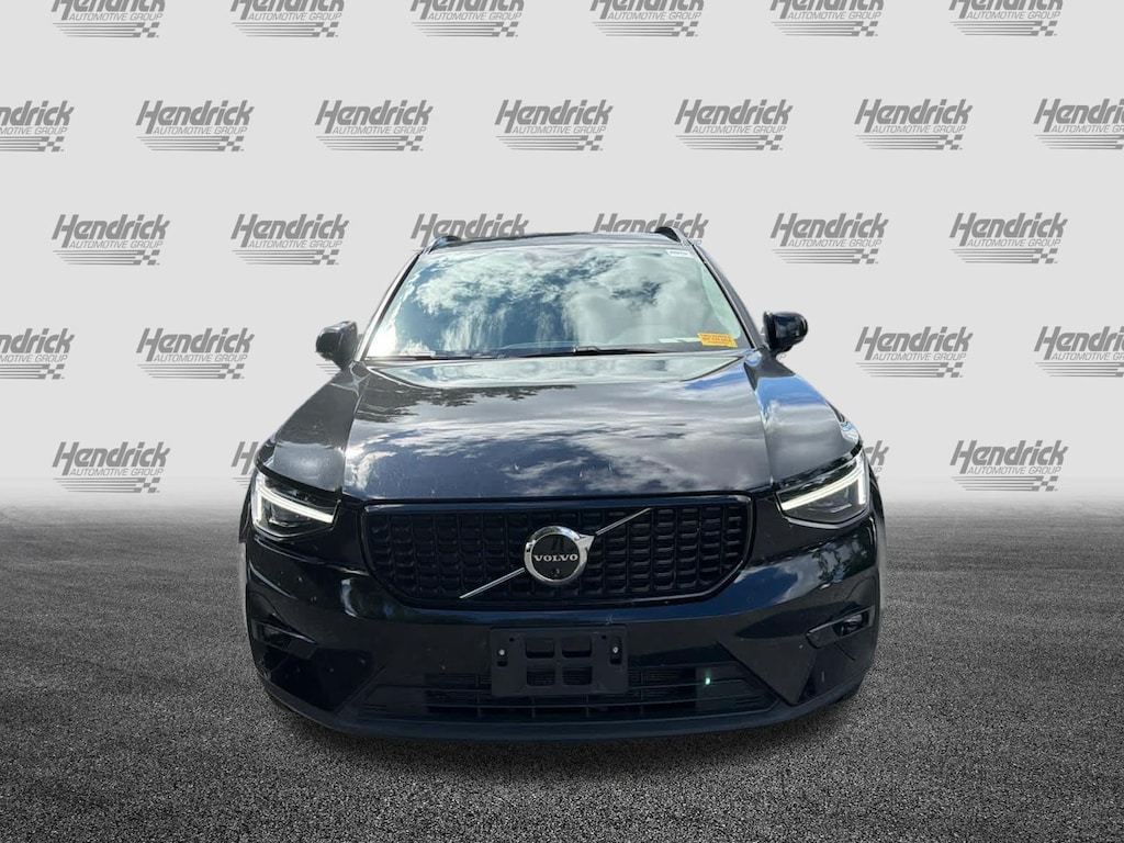 Used 2026 Volvo XC40 Plus SUV