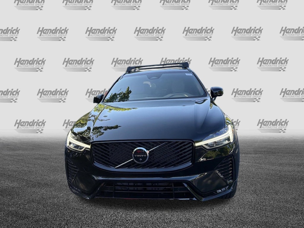 New 2026 Volvo XC60 B5 Plus SUV