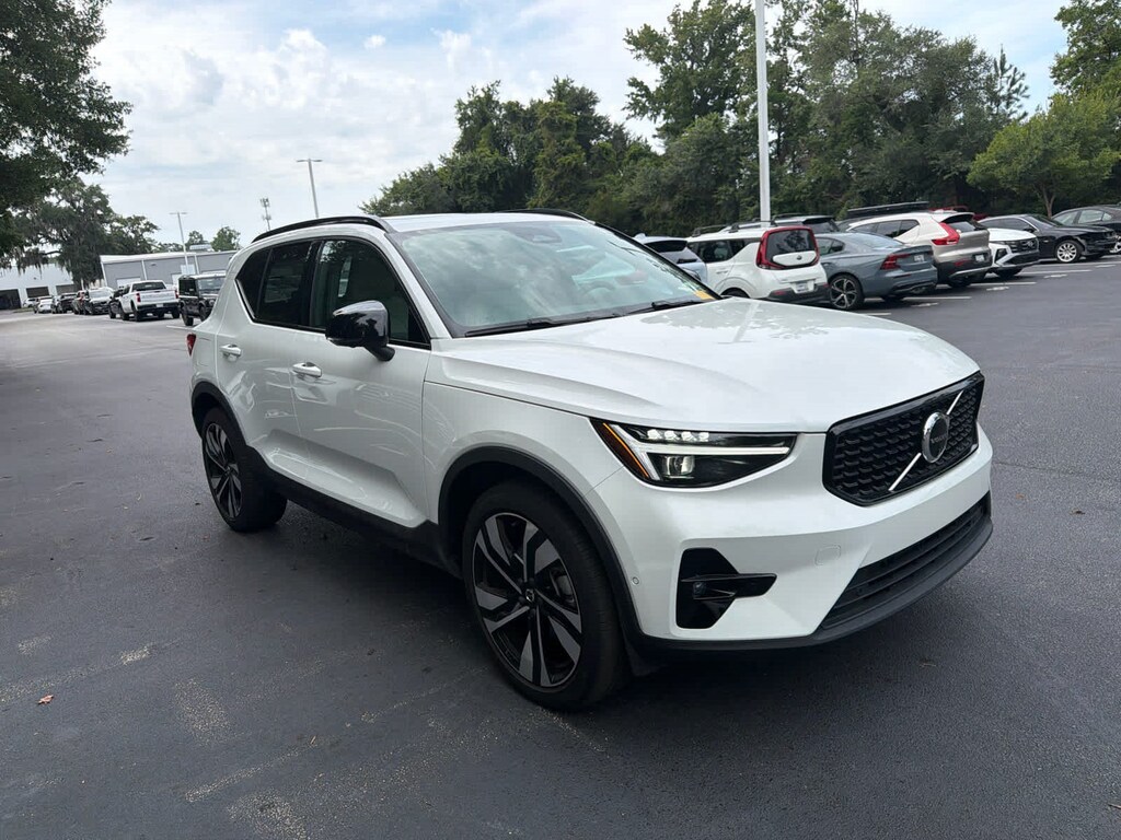 Used 2025 Volvo XC40 Ultra Dark Theme SUV