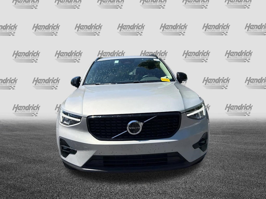 Certified 2025 Volvo XC40 Plus Dark Theme SUV