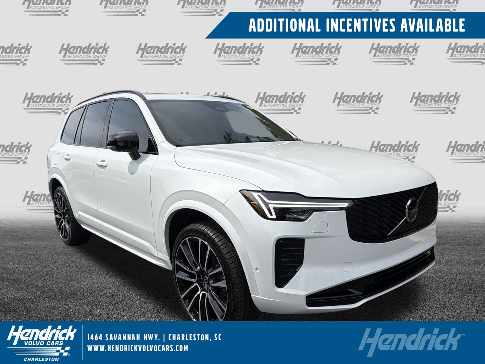 2026 Volvo XC90 B6 Ultra Dark 6-Seater 4WD's photo
