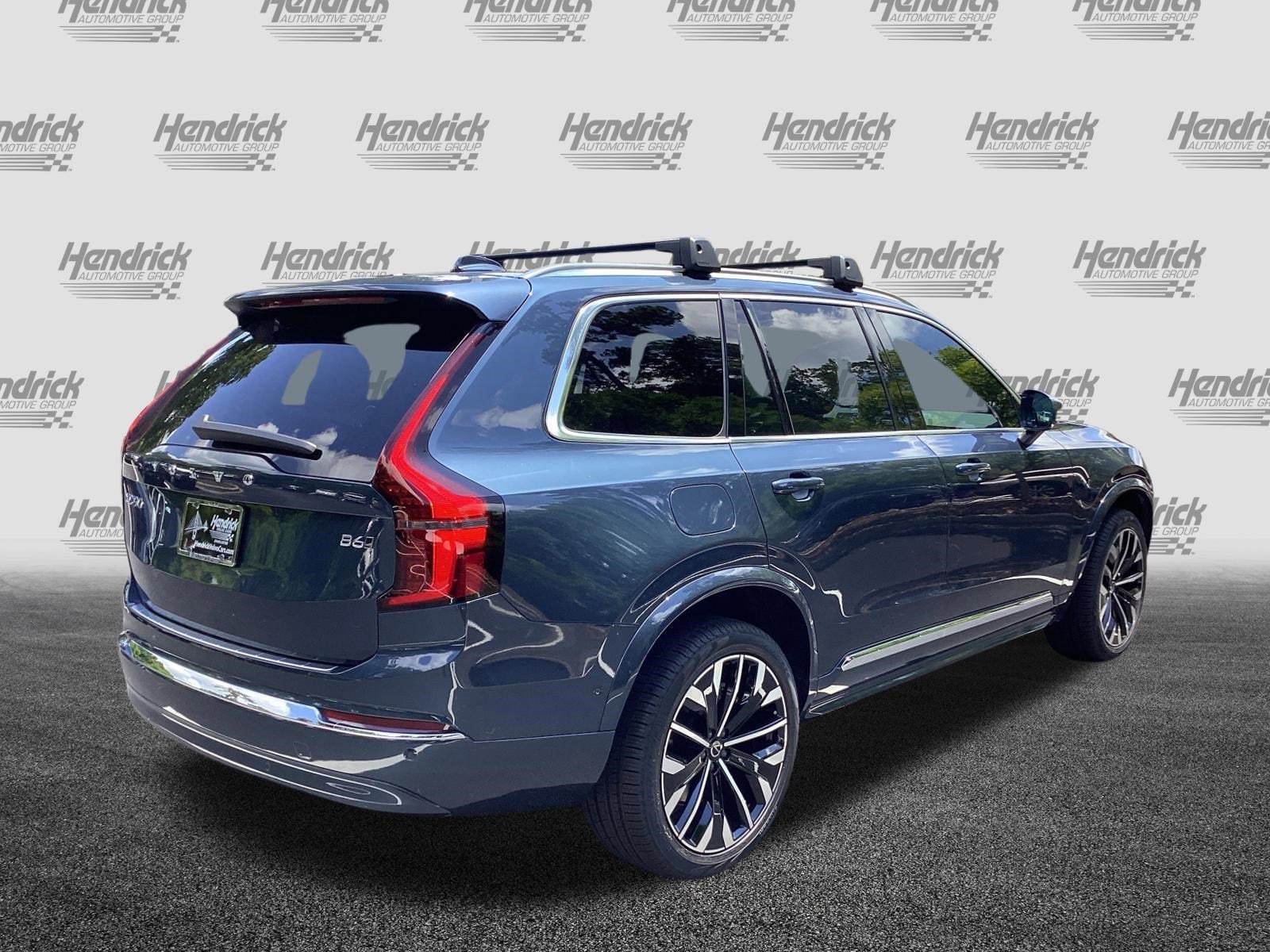 2026 Volvo XC90 Plus photo 3
