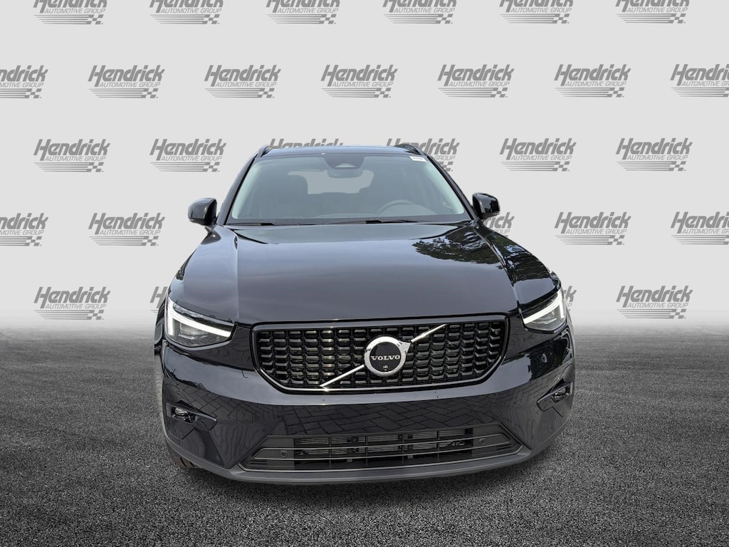 New 2026 Volvo XC40 B5 Plus SUV