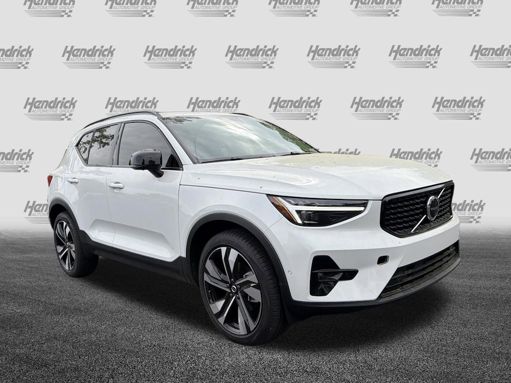 Used 2026 Volvo XC40 Ultra SUV