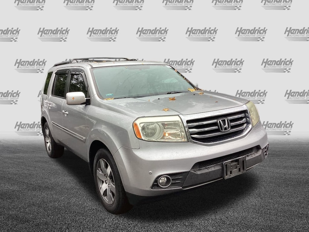 Used 2013 Honda Pilot Touring w/RES & Navi SUV