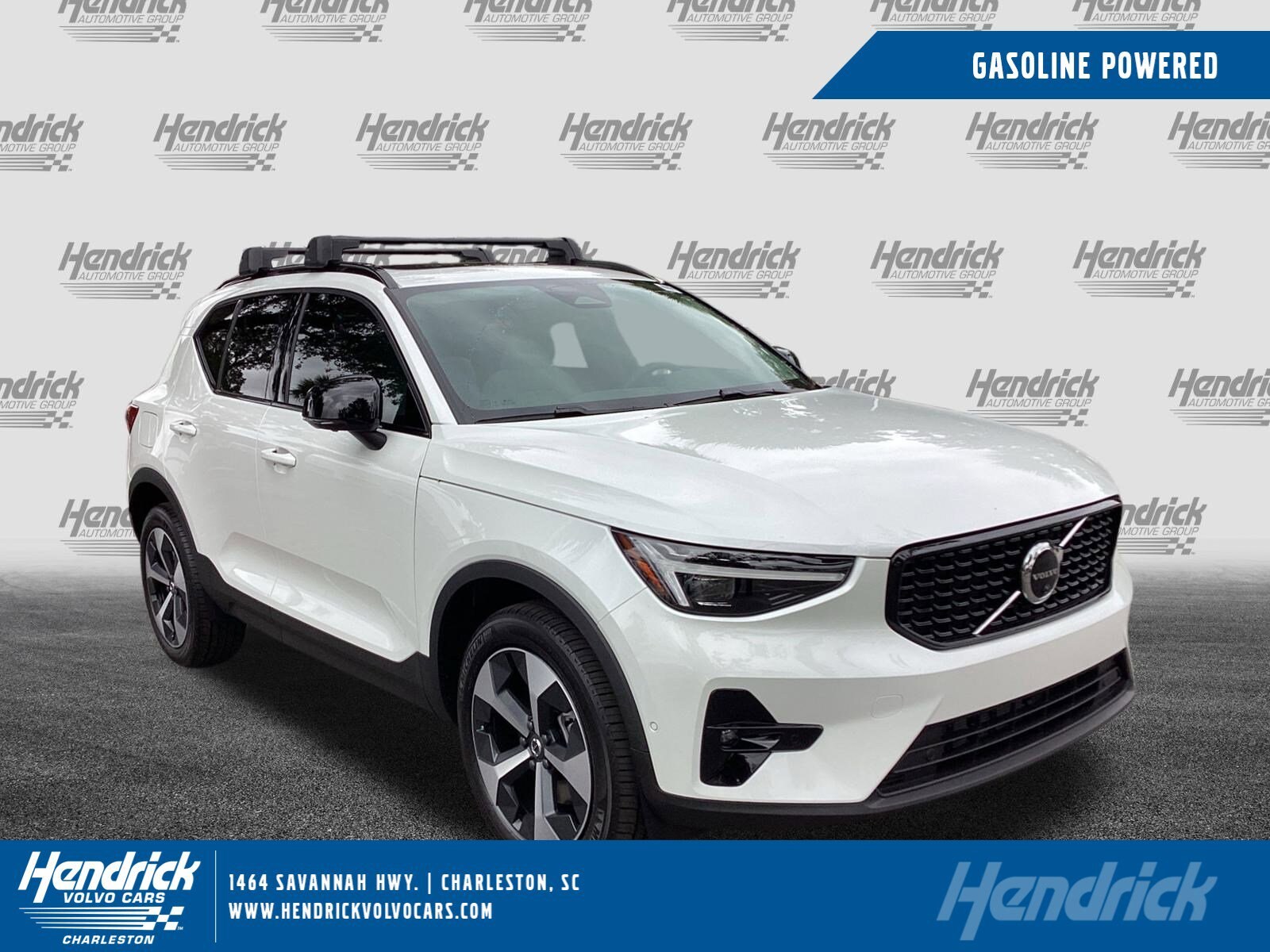 2026 Volvo XC40 Plus's photo