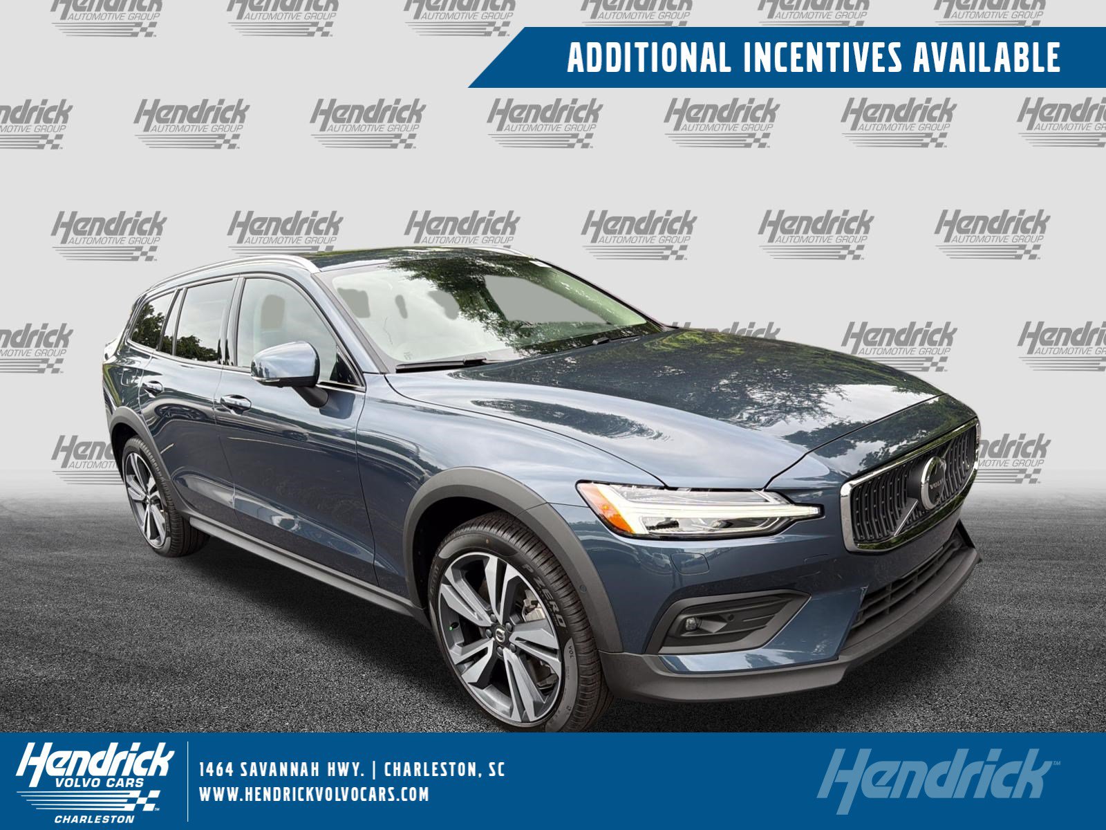 Volvo V60 Cross Country B5 Plus