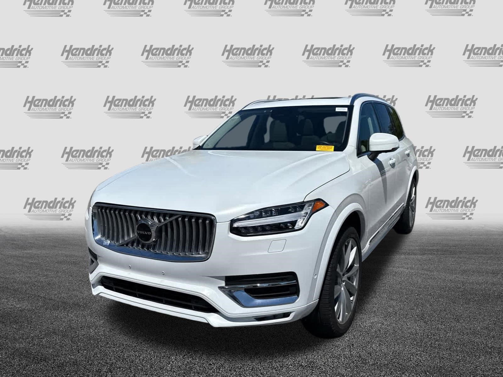 2023 Volvo XC90 Plus photo 6