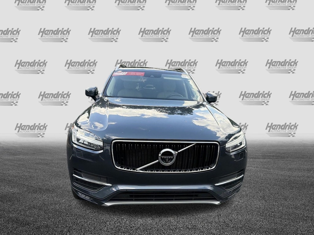 Used 2018 Volvo XC90 Momentum SUV