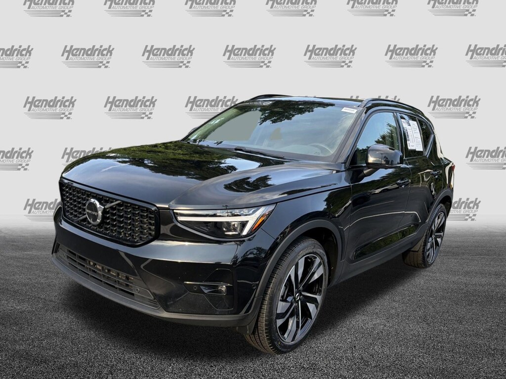 Used 2025 Volvo XC40 Ultra Dark Theme SUV