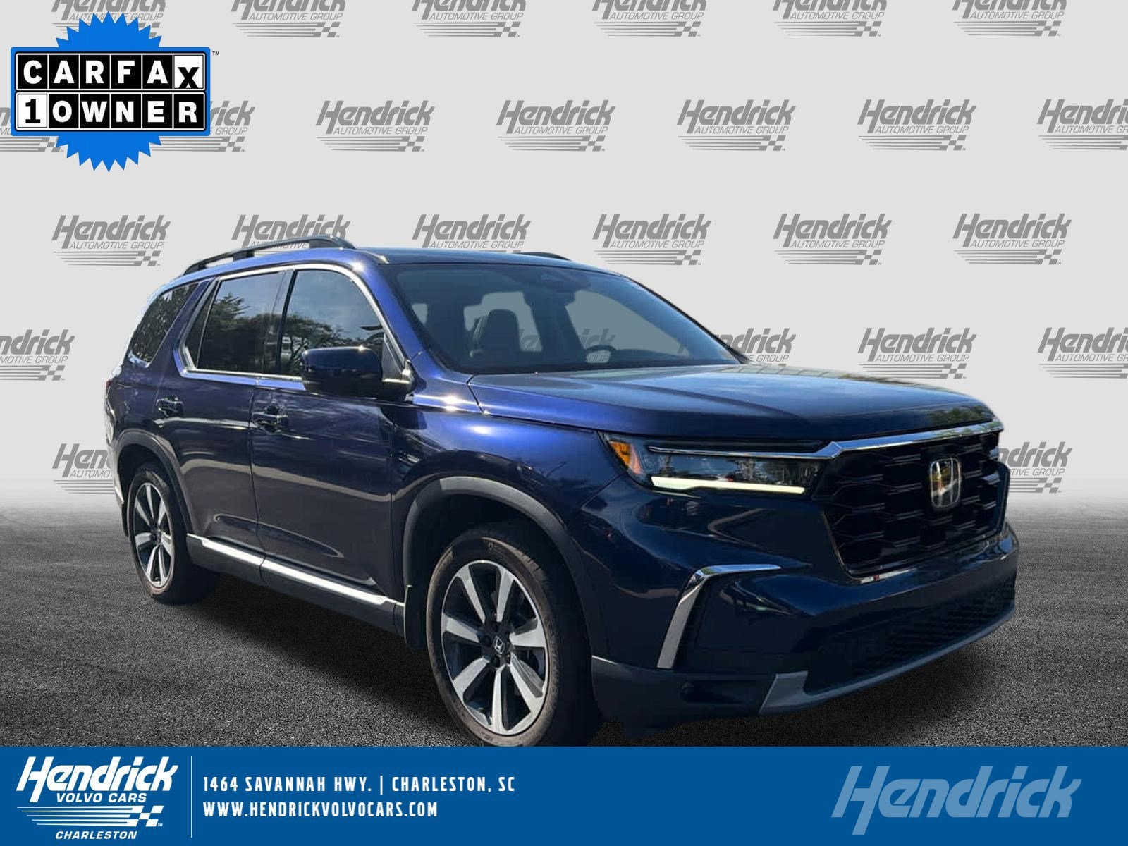 2025 Honda Pilot Touring 2WD's photo