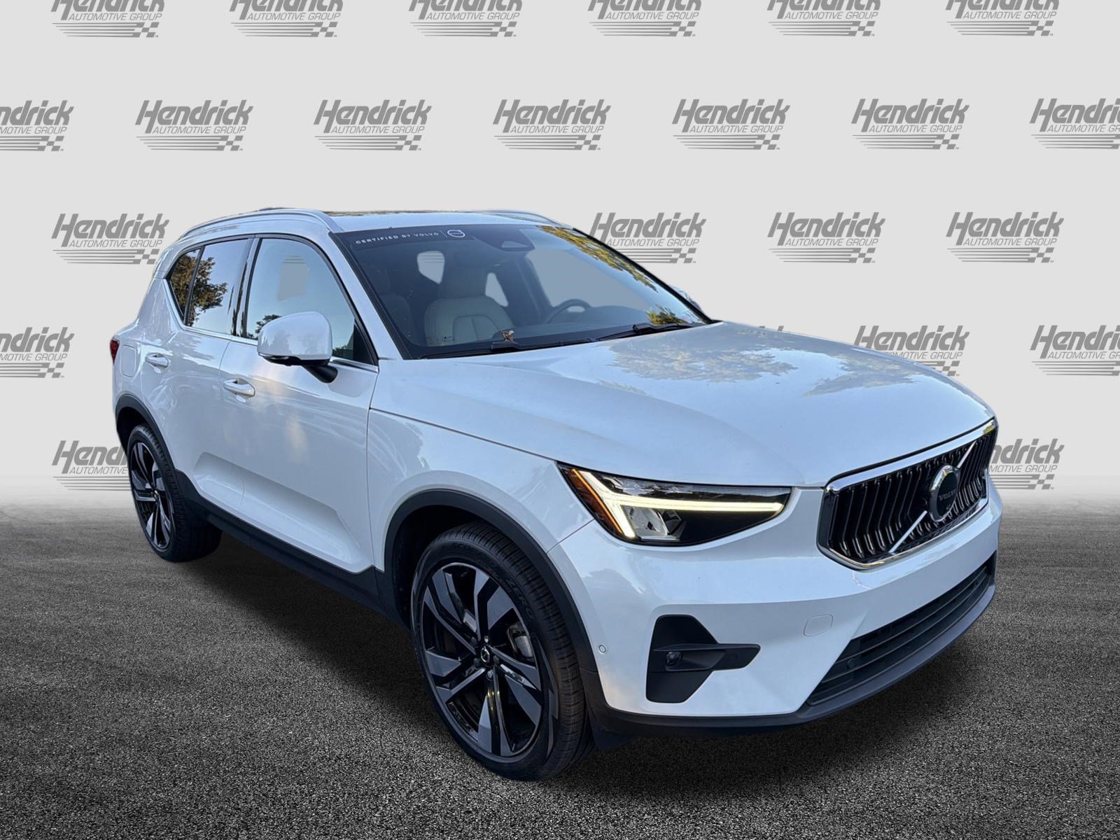 Used 2023 Volvo XC40 Plus Bright Theme SUV