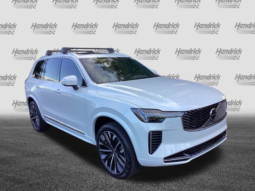 New 2026 Volvo XC90 B5 Core SUV