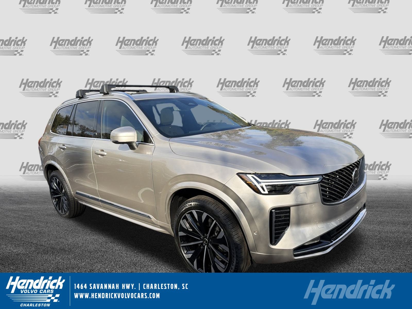 2026 Volvo XC90 Plus's photo