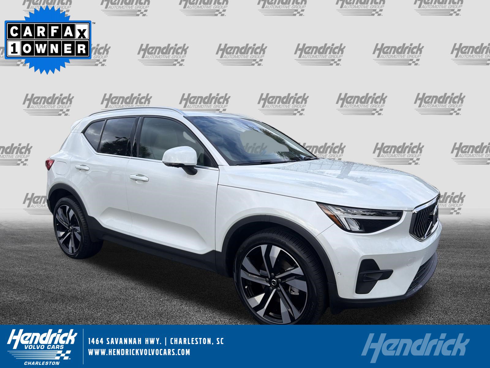 2023 Volvo XC40