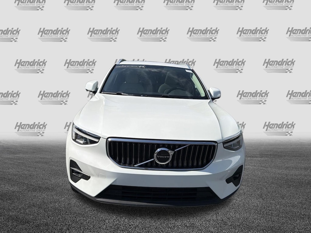 Certified 2023 Volvo XC40 Plus Bright Theme SUV