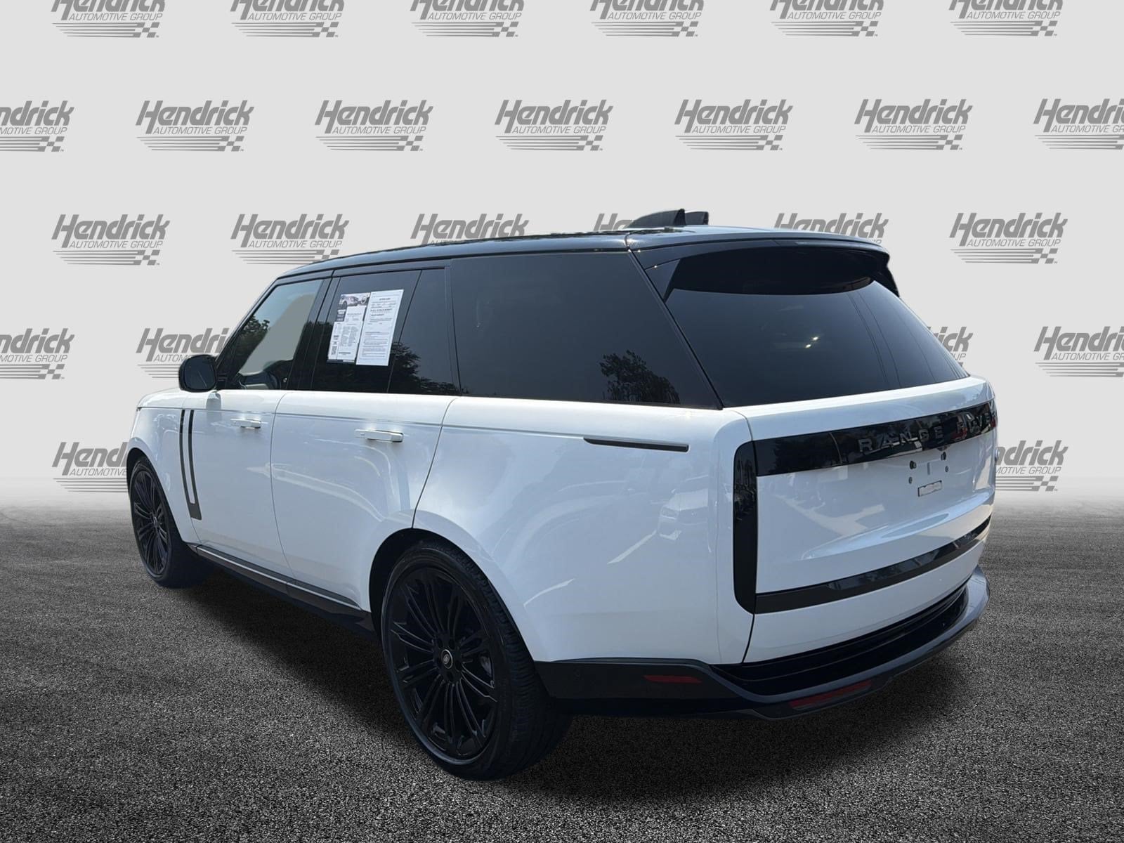 2022 Land Rover Range Rover Base - Photo 8