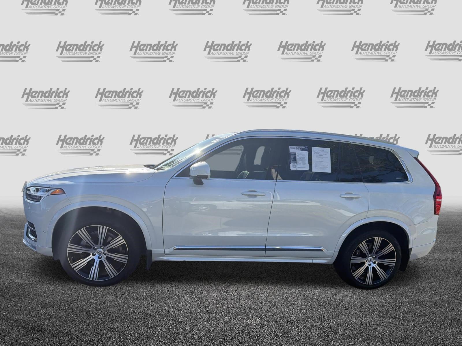 2024 Volvo XC90 Plus Bright Theme photo 6