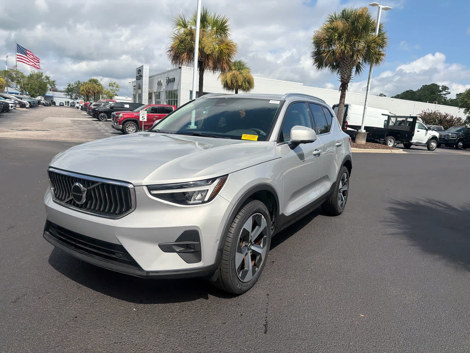 Volvo XC40 Plus Bright Theme
