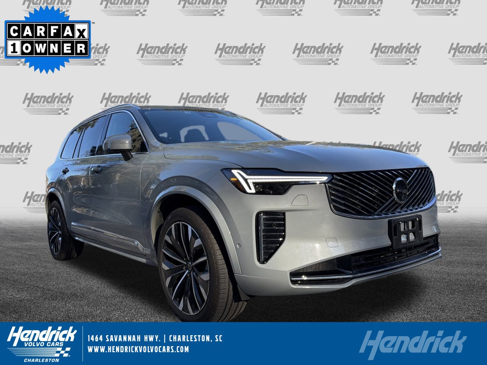 2025 Volvo XC90 Plus's photo
