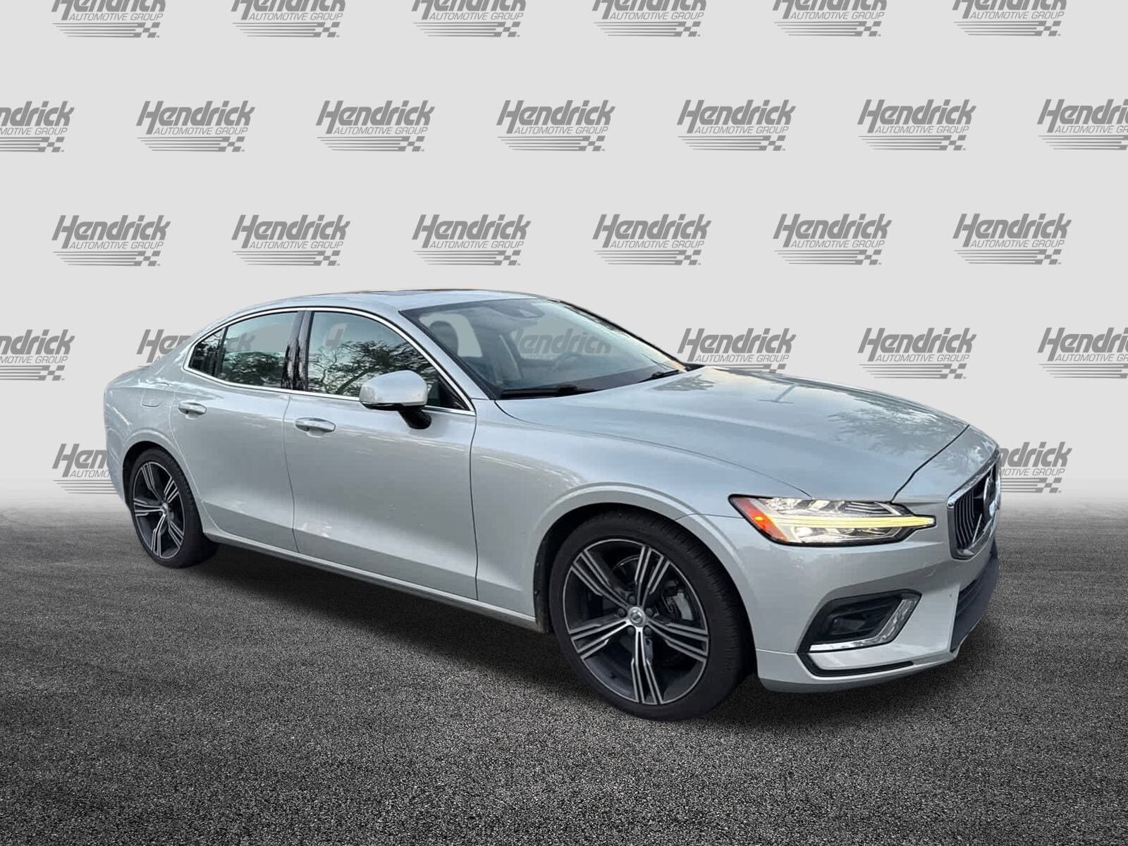 2020 Volvo S60 Inscription photo 2