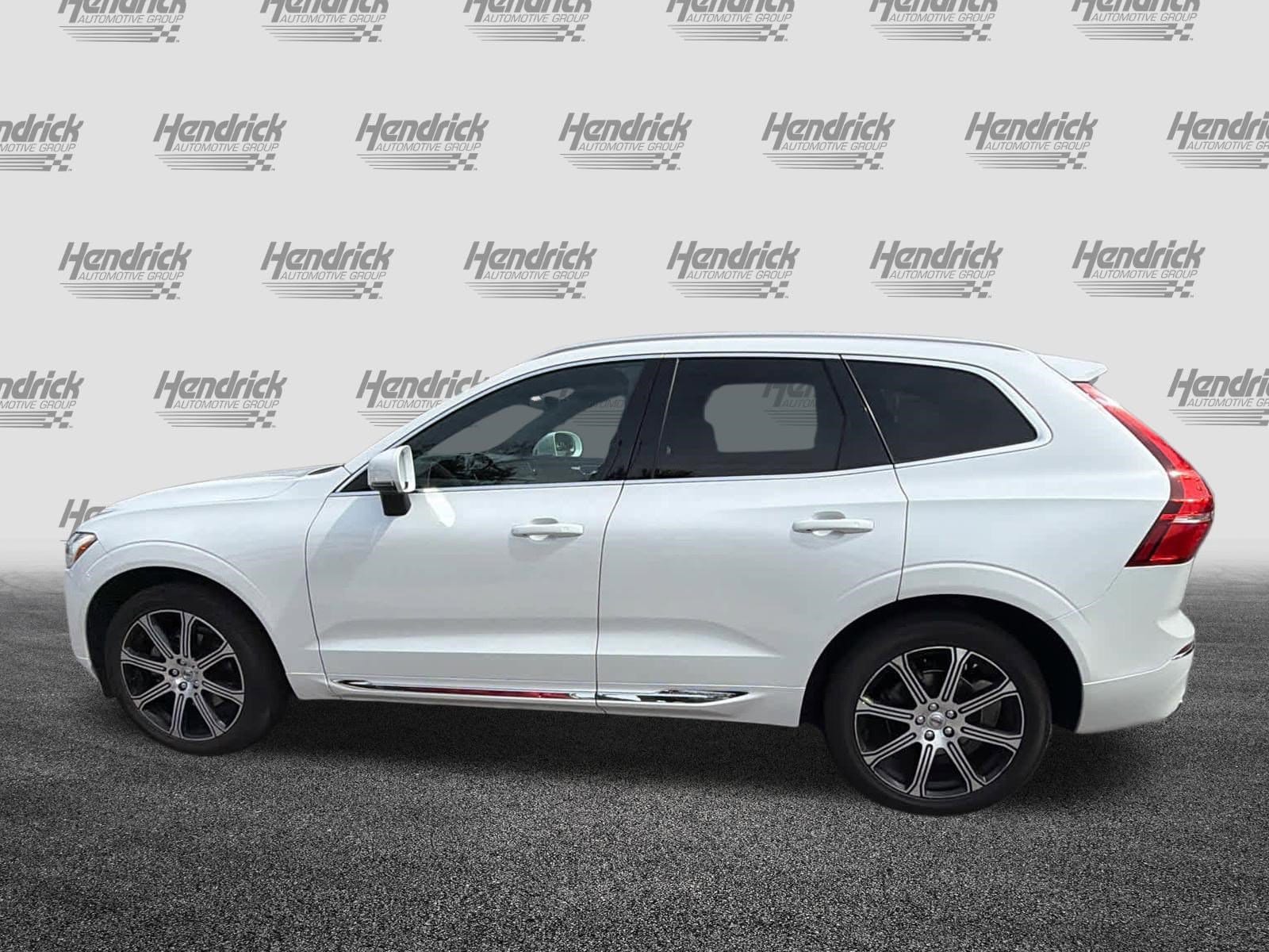 2020 Volvo XC60 Inscription photo 3