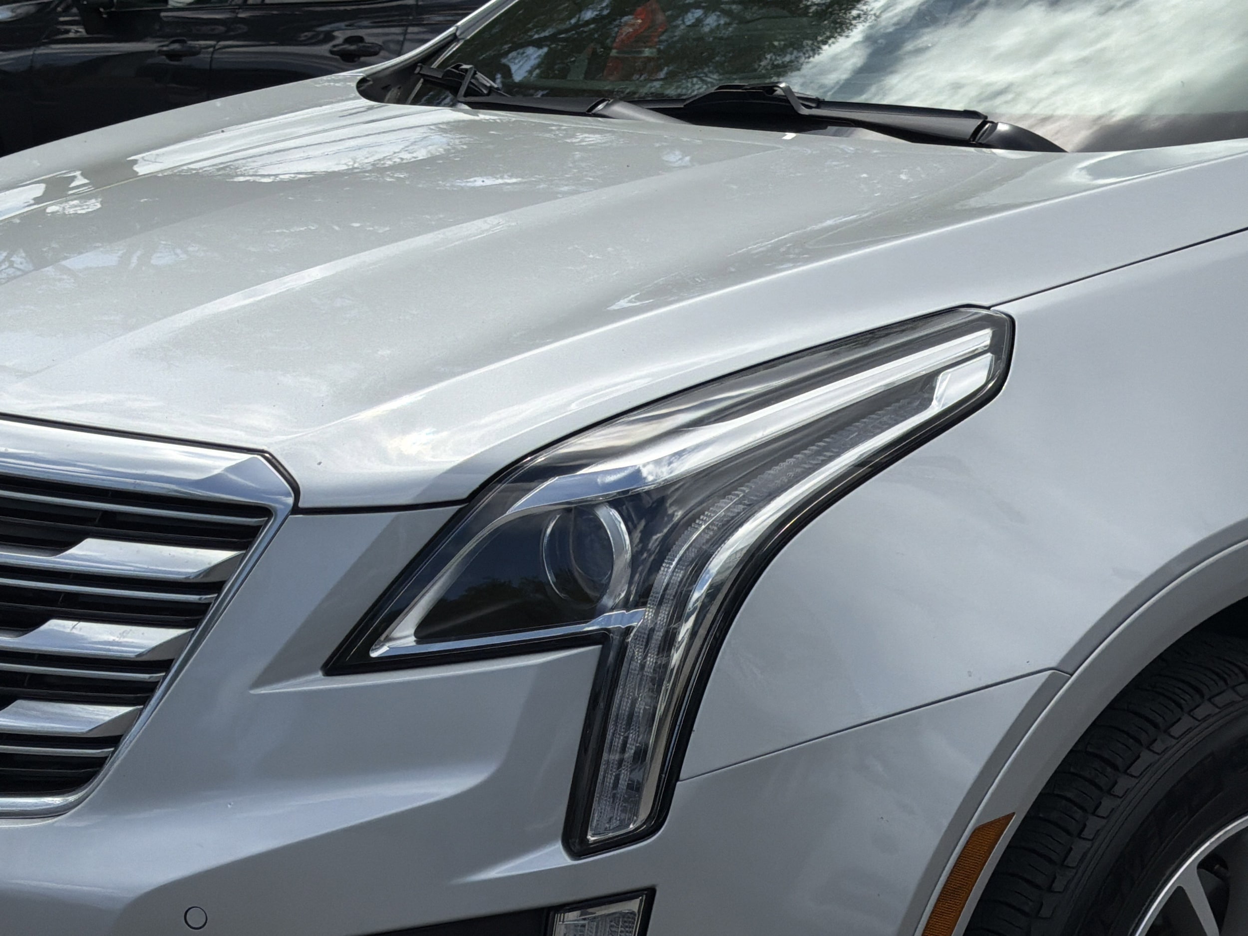 2017 CADILLAC XT5 Luxury FWD photo 5