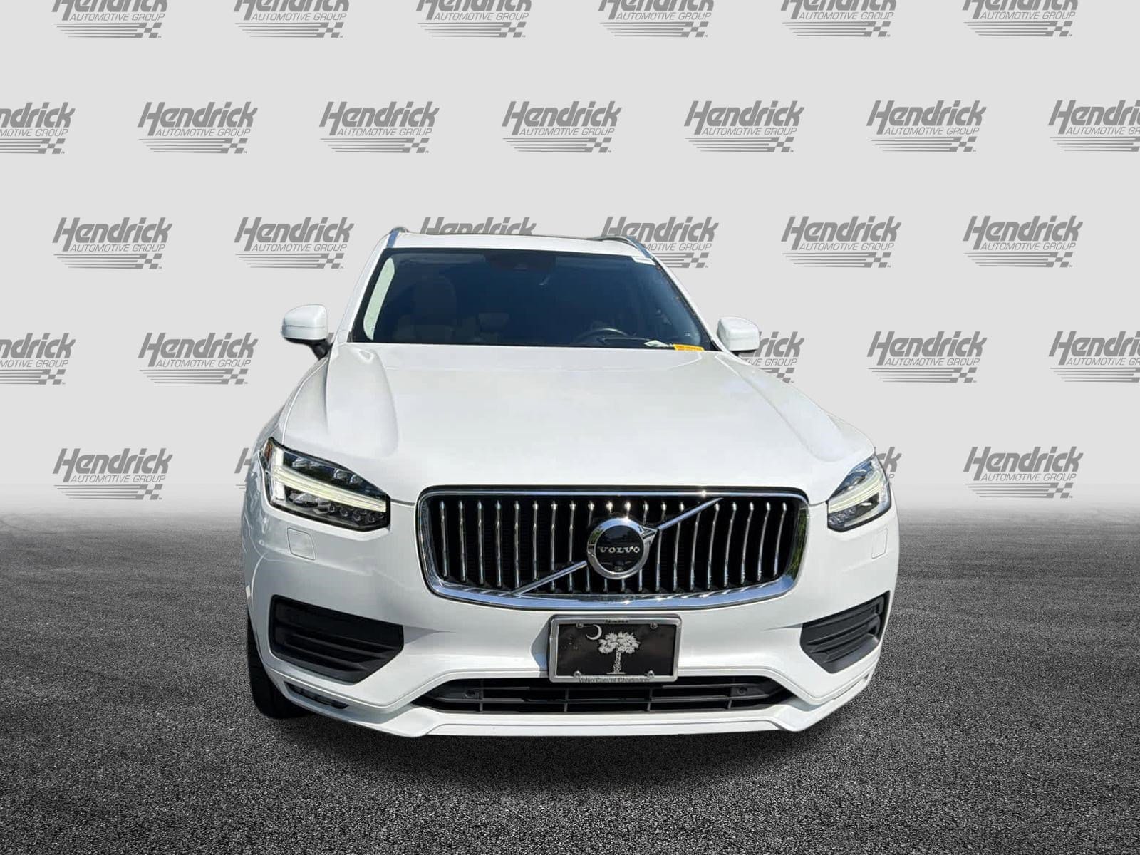 2020 Volvo XC90 Momentum photo 2